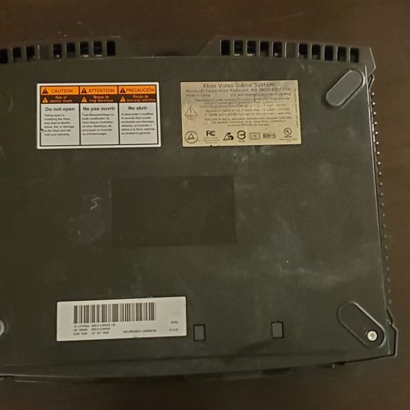 Xbox Console only - Picture 4 of 5